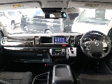 ワイドボディなので広々とした内装になっています！