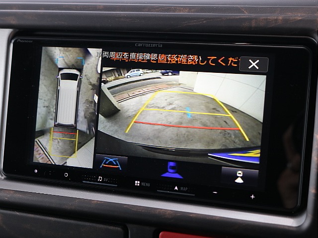 パノラミックビューモニター付きなので後退時も安心です☆