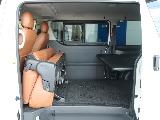 セカンドシートは跳ね上げ可能です☆☆