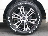 Delf02・17インチにナスカータイヤの組み合わせになっております☆☆