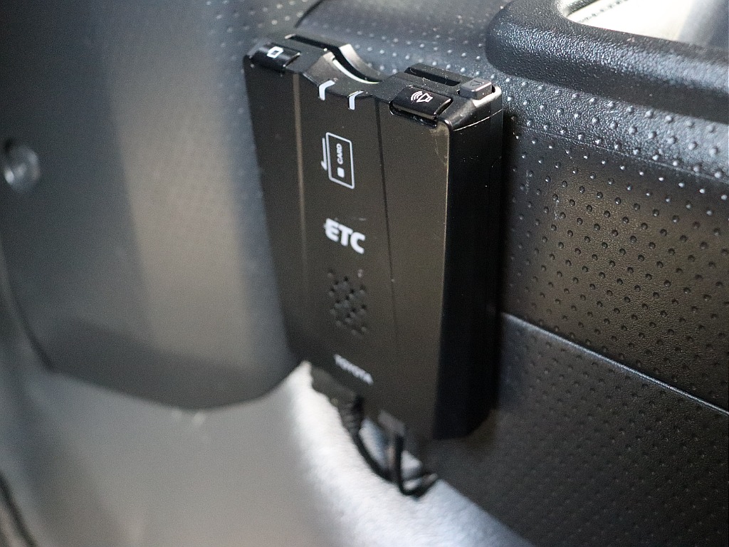 ETC車載器装備済み！