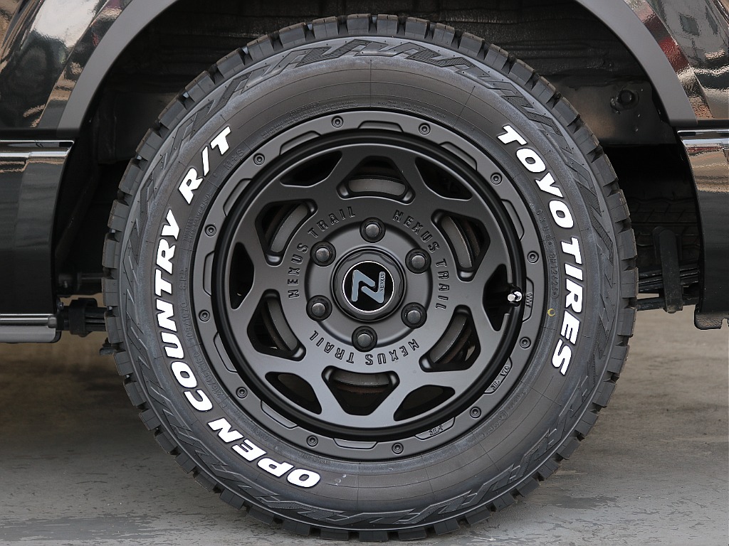 NEXUS TRAIL NT1 16インチAWにオープンカントリーの組み合わせになっております♪♪