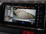 パノラミックビューモニター付きなので駐車時も安心です♪