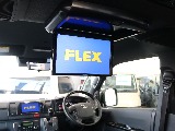 フリップダウンモニターが装備されており後席の方も映像を楽しめます☆