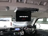フリップダウンモニター装着済みですので後席の方も映像をお楽しみいただけます☆☆