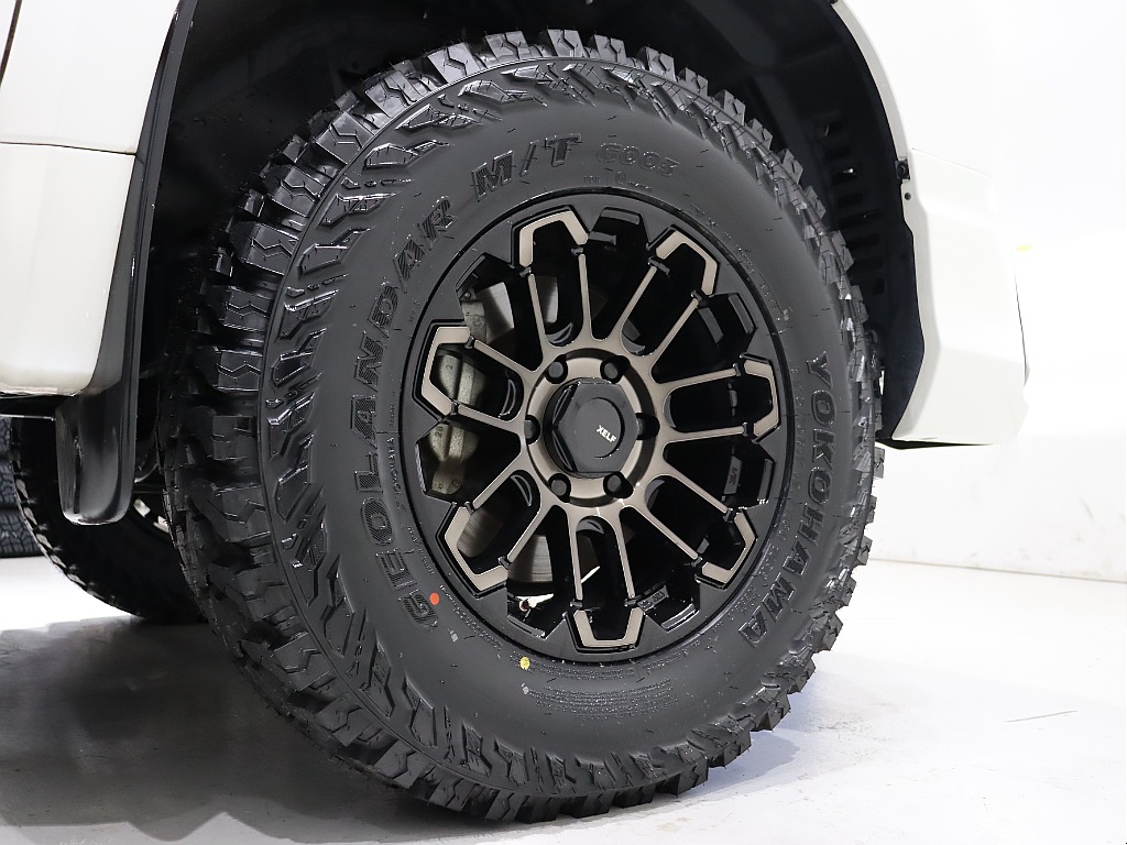 新品タイヤホイール！