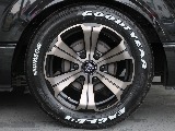 バルベロ・アーバン17インチAWにナスカータイヤの組み合わせになっております♪♪