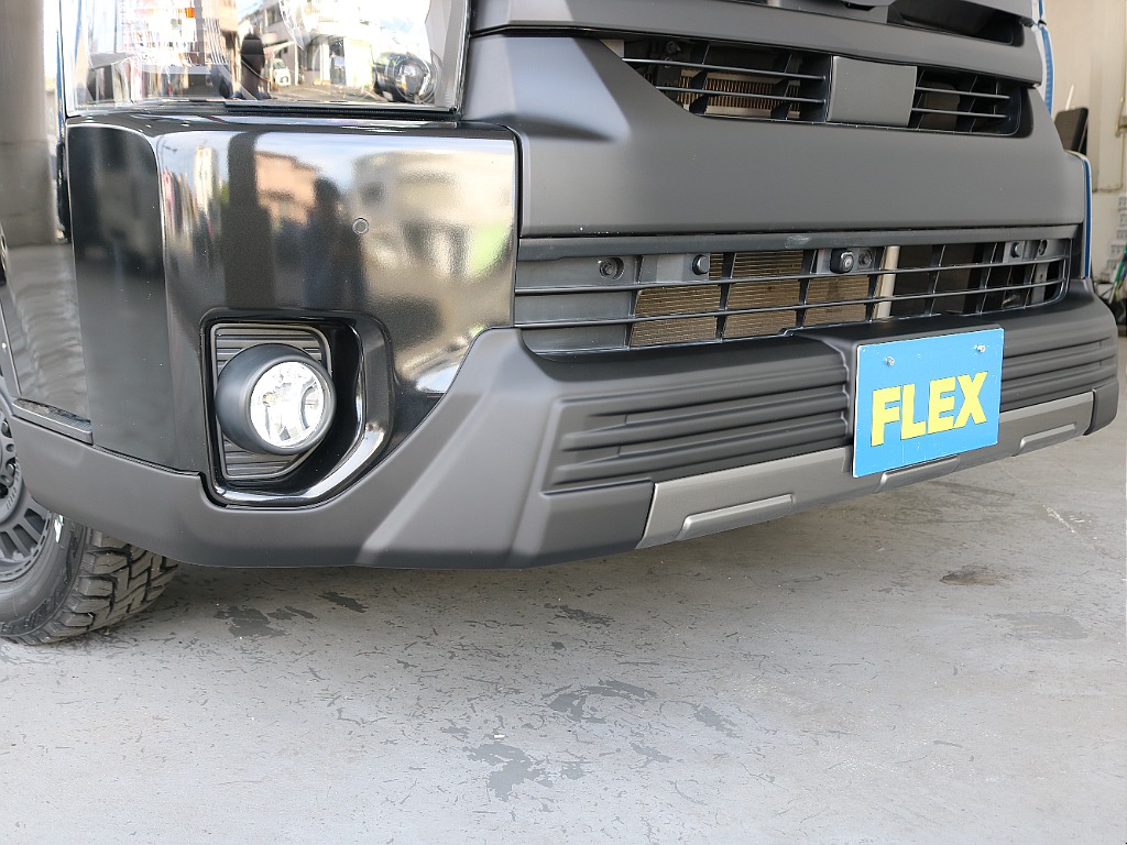 T-フォースフロントスポイラー装着済みです☆☆