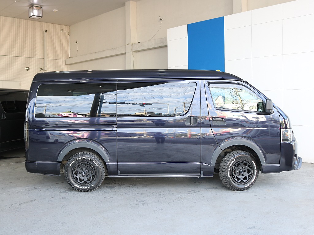 トヨタ ハイエースバン(18枚目)