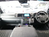 トヨタ ハイエースバン(3枚目)