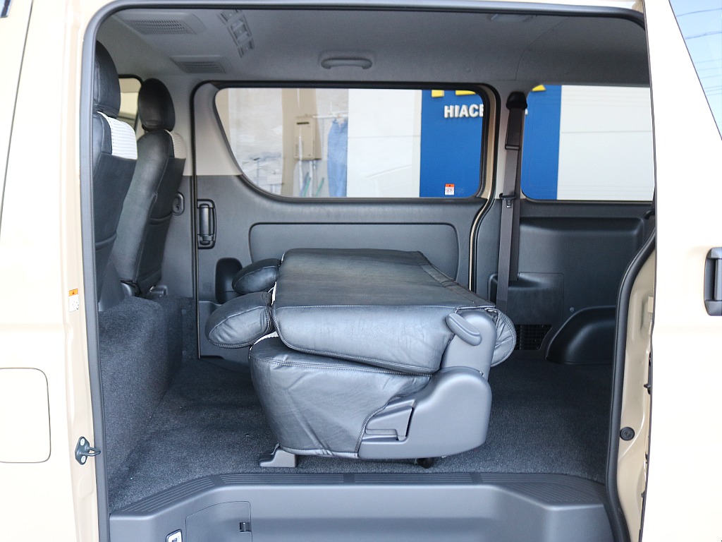 セカンドシートは様々なシートアレンジが可能です♪♪