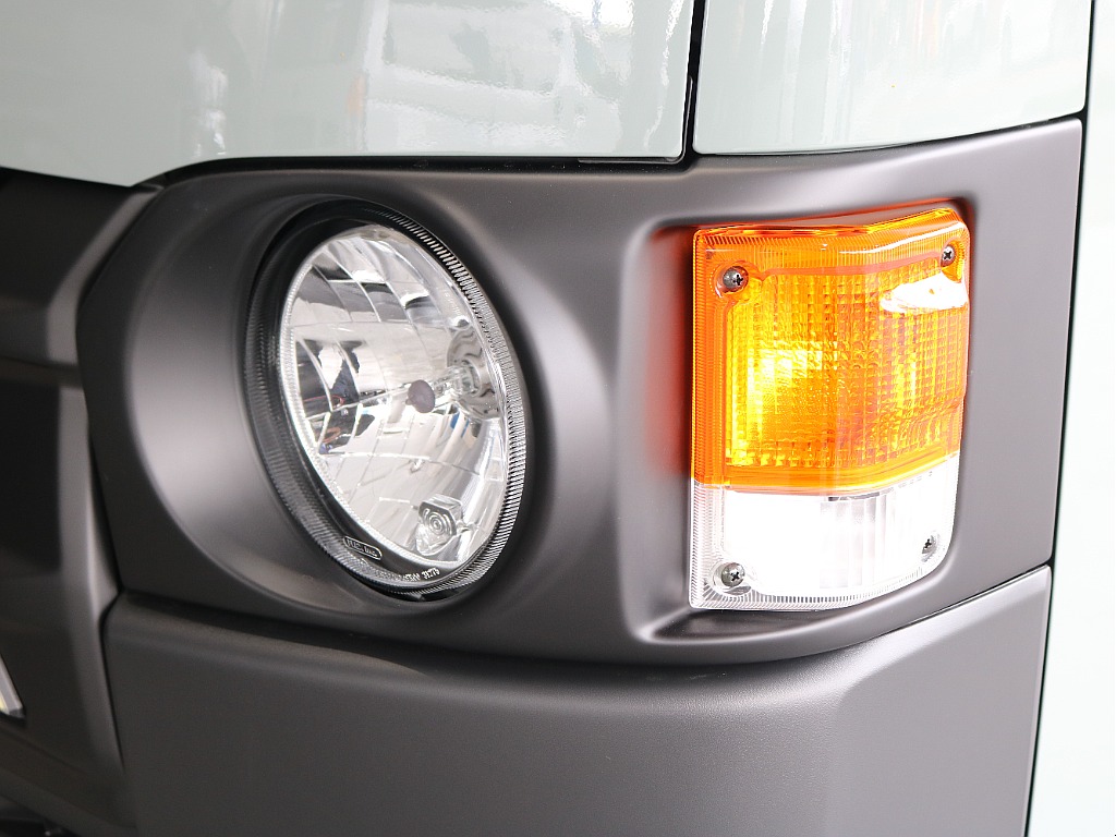 Reクラシック丸目Ver2を装着し、お洒落な見た目となっております♪♪