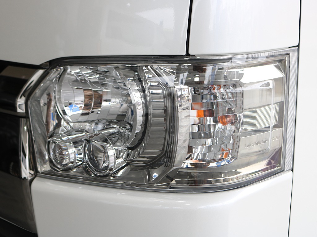 LEDヘッドランプ装着済みですので夜間の走行も安心です♪♪