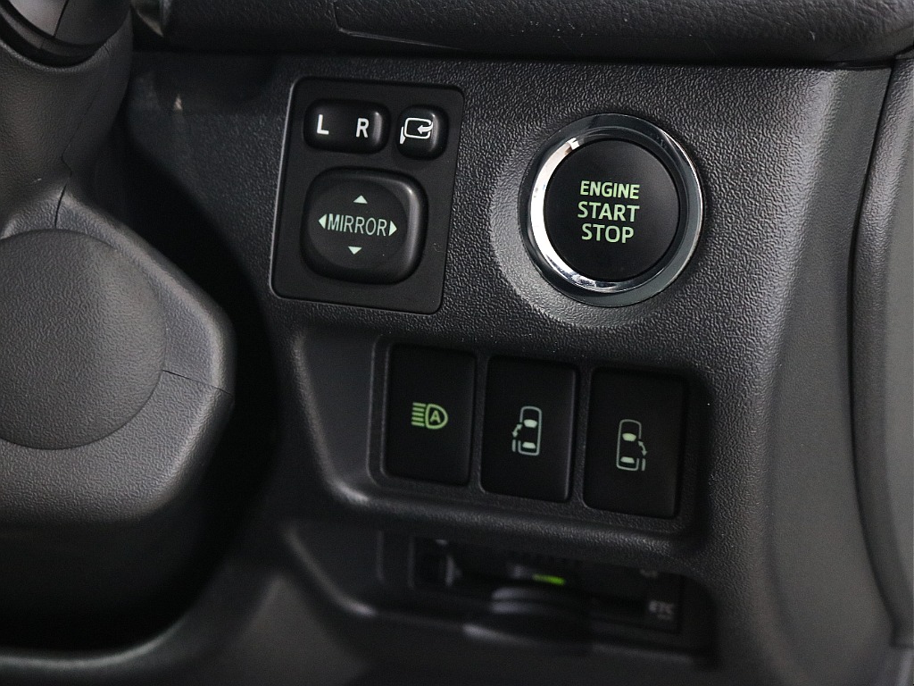 プッシュスタートなのでエンジン始動が楽々です♪♪