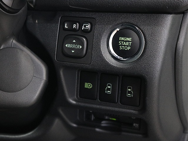 プッシュスタートなのでエンジン始動が楽々です♪♪