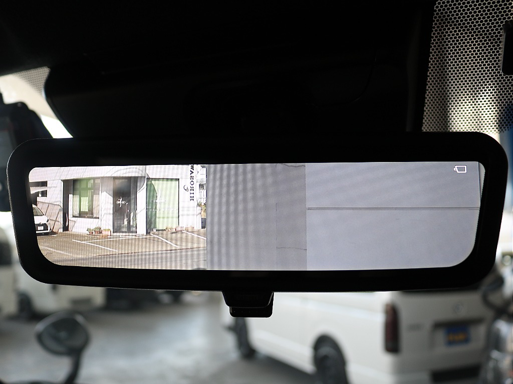 デジタルインナーミラー装着済みです♪♪