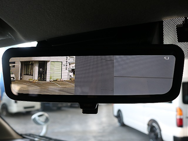 デジタルインナーミラー装着済みです☆☆