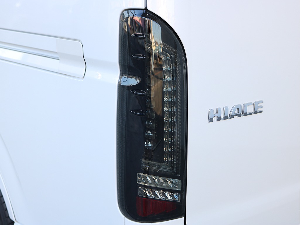 テールはプレステージテールランプ装着済みです♪♪