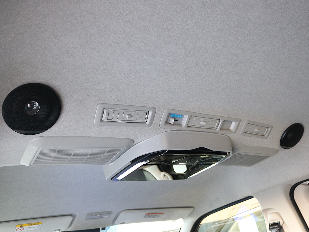 ルーフスピーカー装着済みですので大音量で音声をお楽しみいただけます☆☆