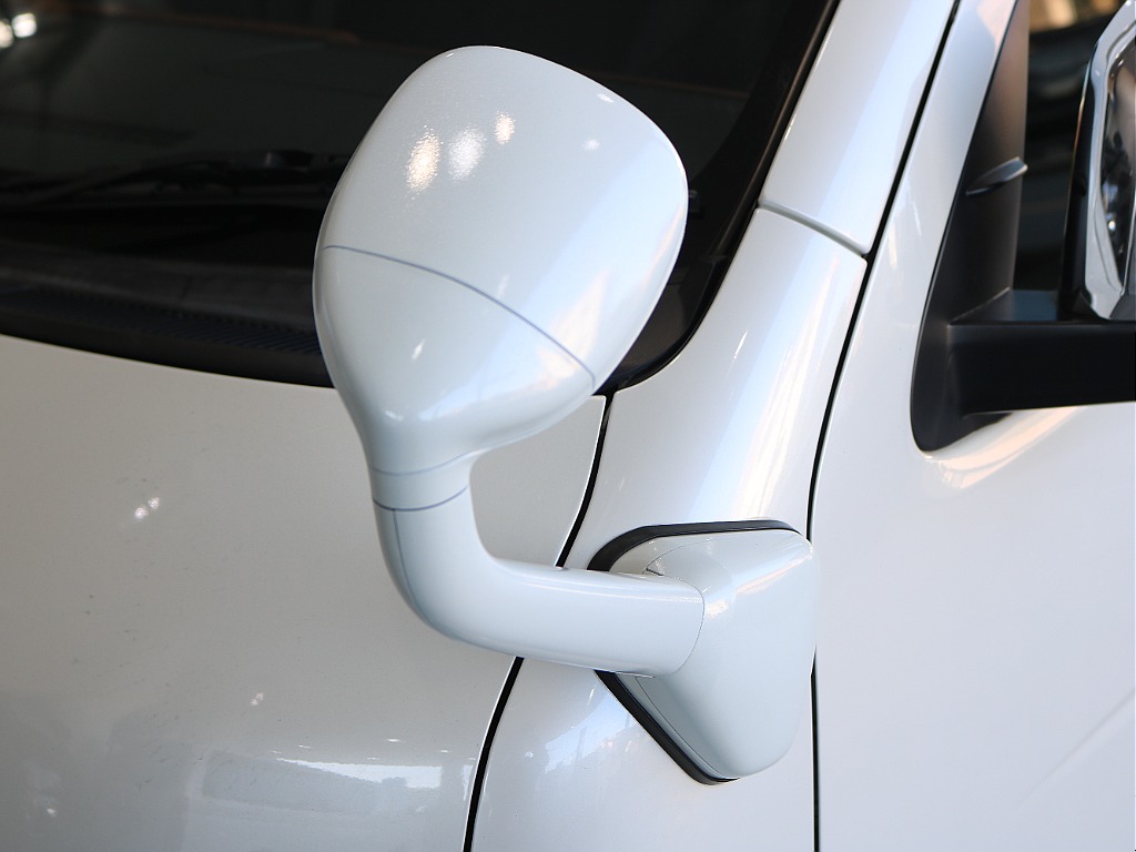 同色ガッツミラー施工済みです☆☆