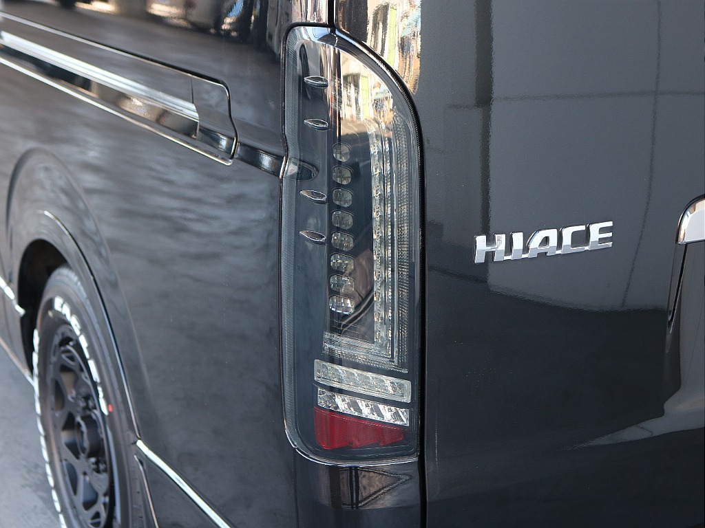 プレステージLEDテールランプ装着済みです☆☆