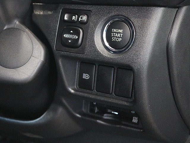 プッシュスタートなのでエンジン始動が楽々です！