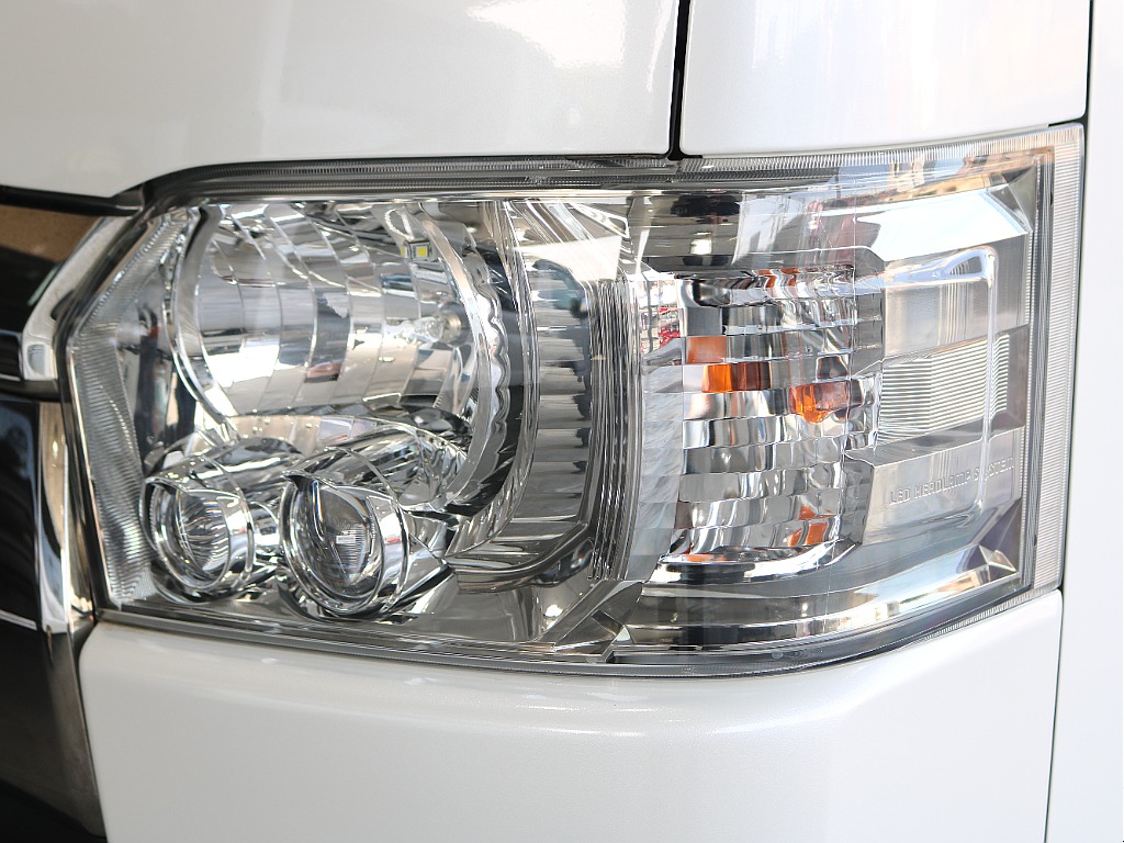 LEDヘッドランプ装着済みですので夜間の走行も安心です♪♪