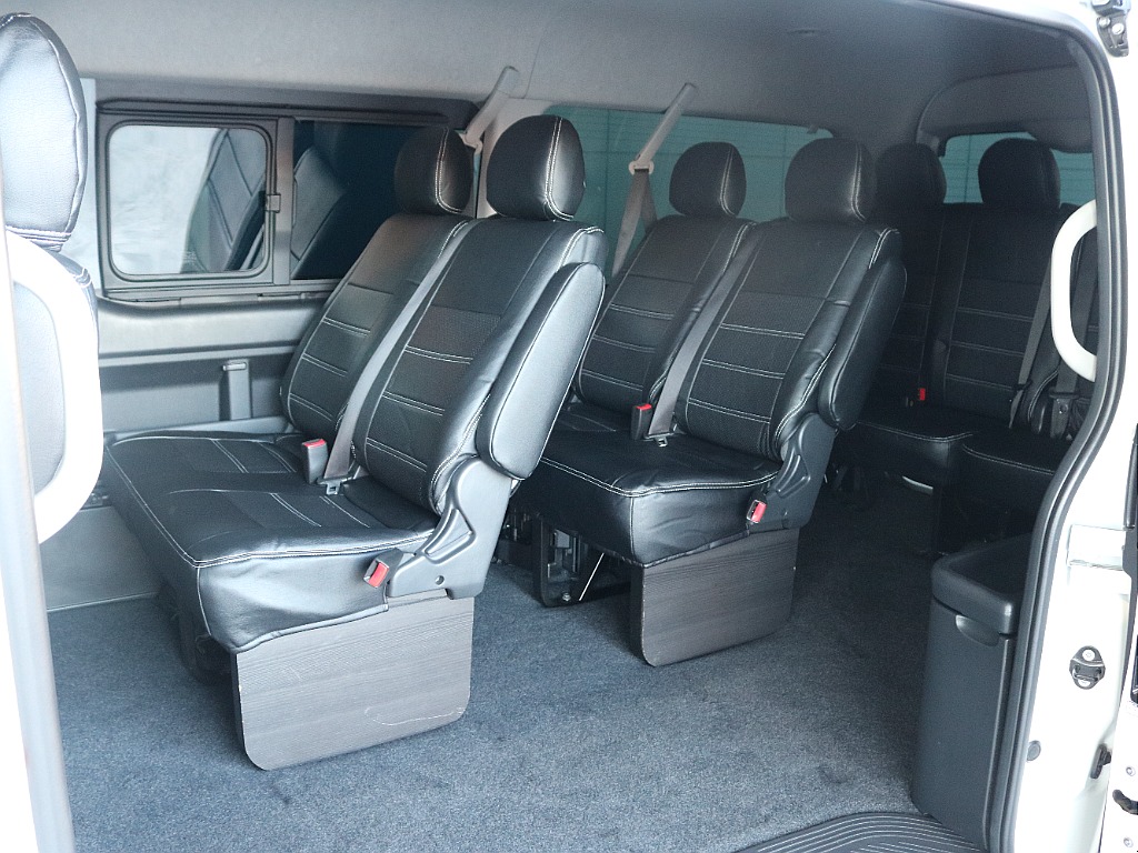 後席も同様のシートカバー装着済みです☆☆