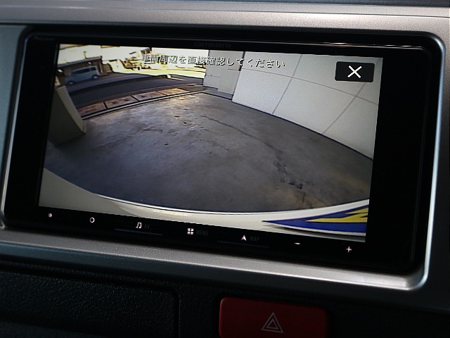 バックカメラ装着済みですので後退時も安心です♪♪