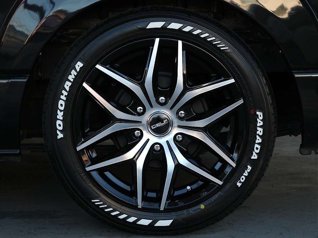 Delf01・18インチAWにYOKOHAMAタイヤの組み合わせになっております♪♪