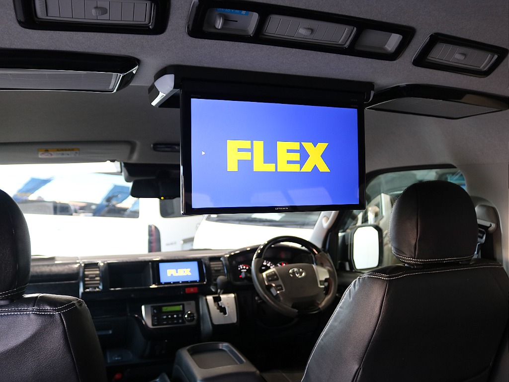 フリップダウンモニター装着済みですので後席の方も映像をお楽しみいただけます♪♪