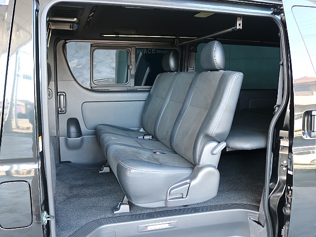 後席も同様のシートになっております☆☆