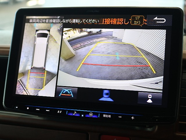 バックカメラ装着済みですので後退時も安心です♪♪