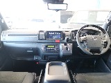 特別仕様車ダークプライムSなので高級感のある内装になっております♪♪