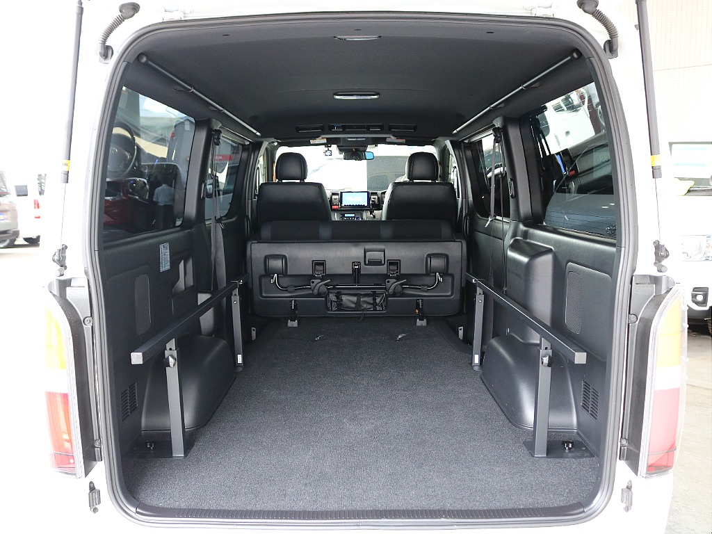 大きいお荷物や長物も積載可能です♪♪