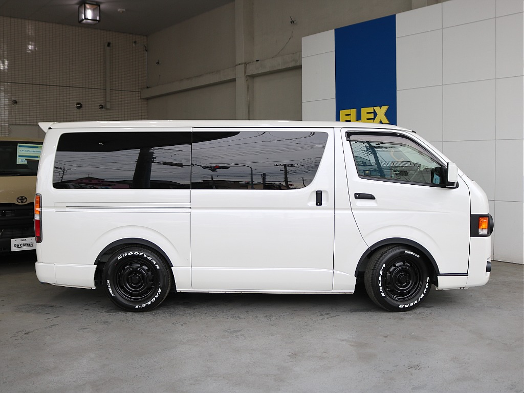 2インチローダウン施工済みで、両側パワースライドドアになります♪♪