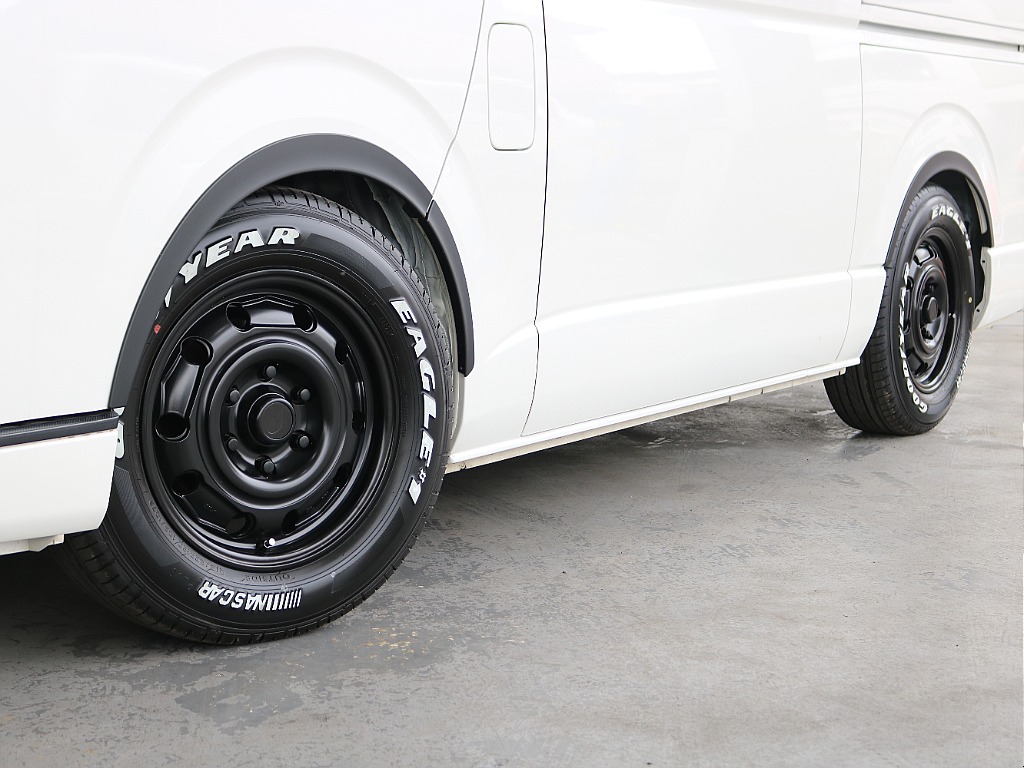 トヨタ ハイエースバン(27枚目)