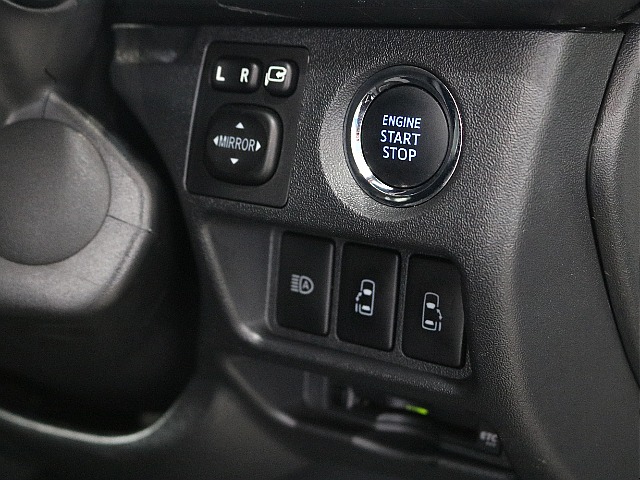 プッシュスタートなのでエンジン始動が楽々です♪♪