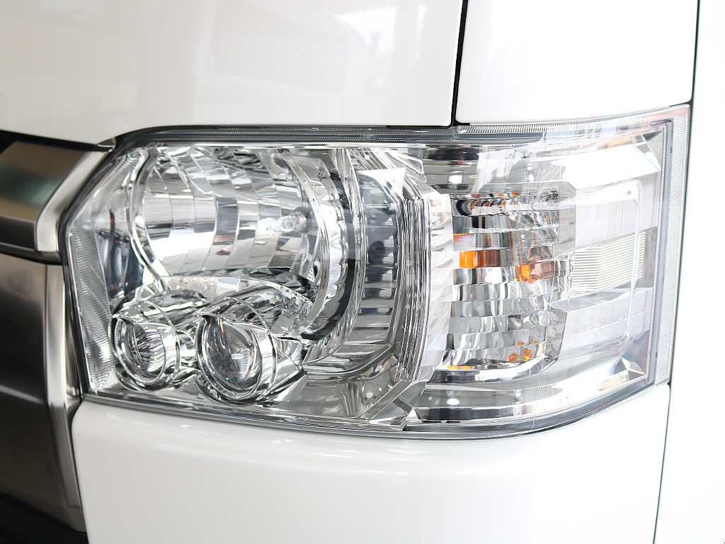 LEDヘッドランプ装着済みですので夜間の走行も安心です♪♪