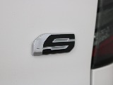 リヤハッチにはS専用エンブレムが装着されております☆☆