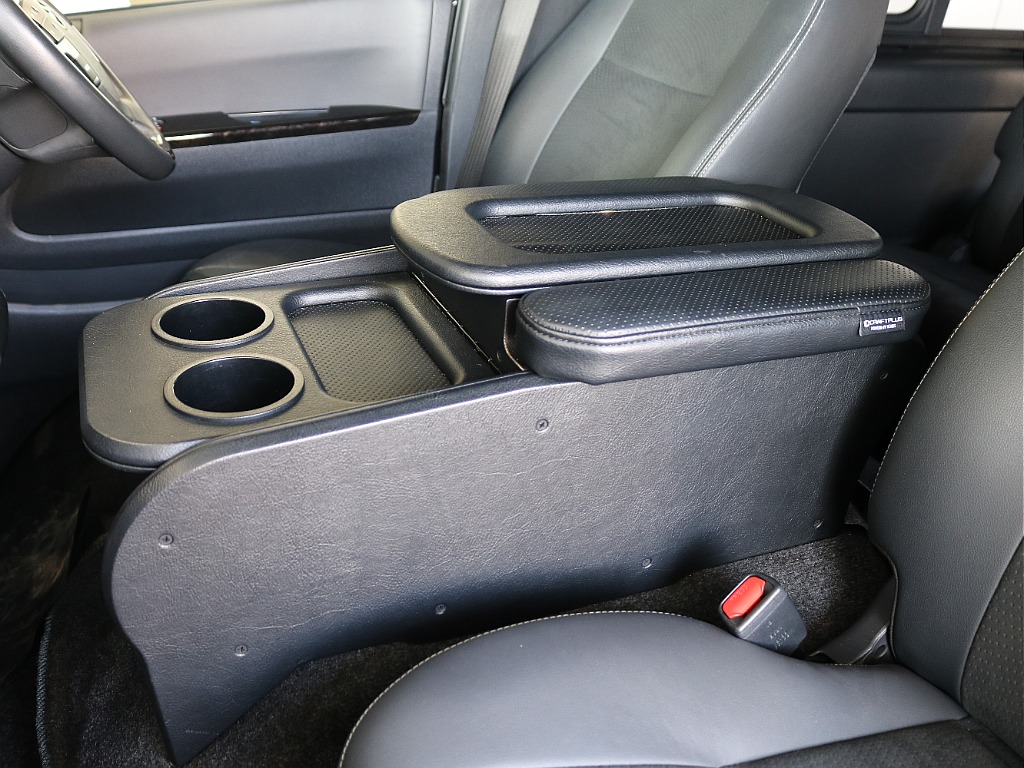 トヨタ ハイエースバン(22枚目)