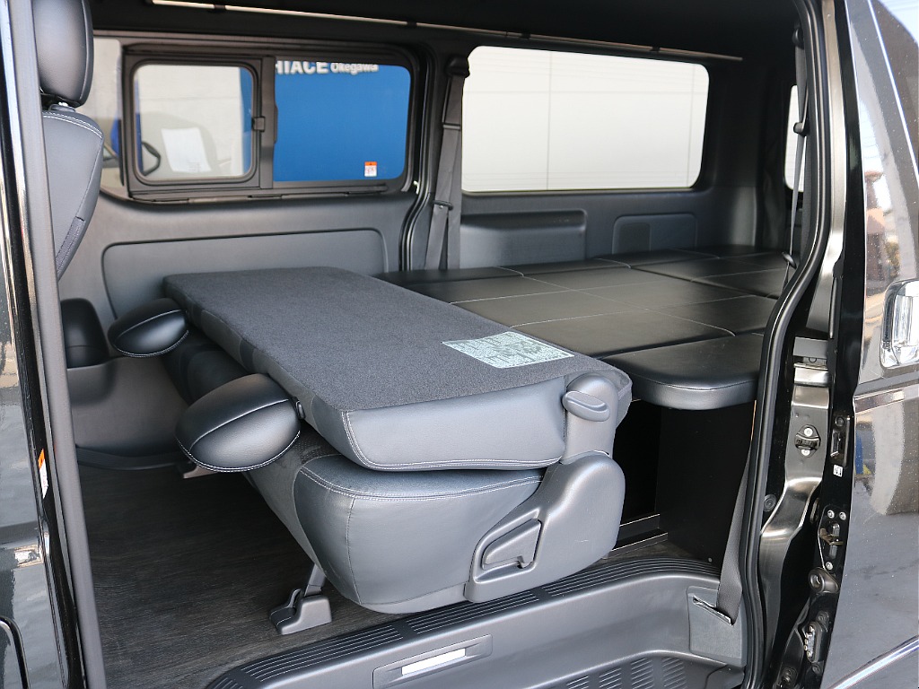 トヨタ ハイエースバン(23枚目)