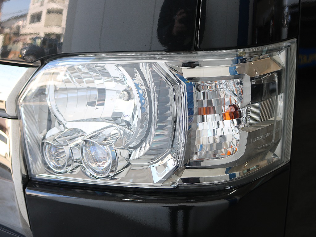 トヨタ ハイエースバン(28枚目)