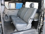 後席も同様にハーフレザーシートになっております☆