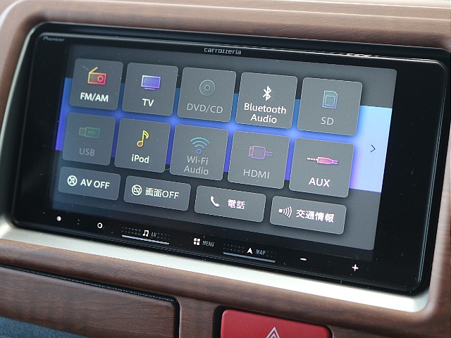 カロッツェリア7インチナビ装着済みです☆☆