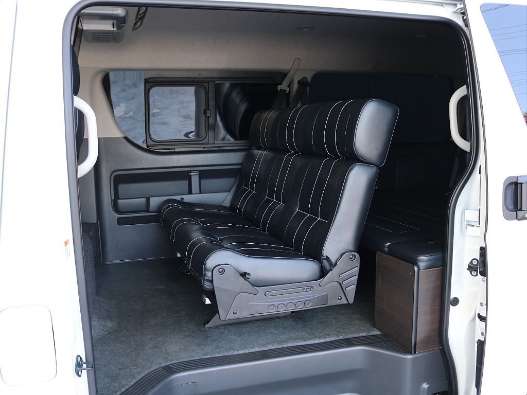 後席も同様のシートカバー装着済みです♪♪