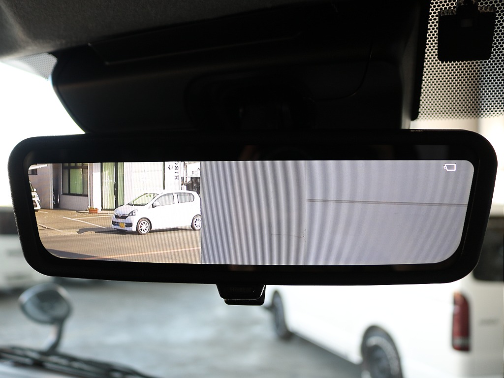 デジタルインナーミラー装着済みです♪♪