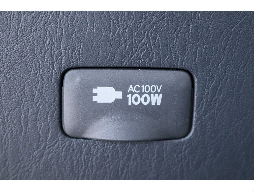 ハイエースセカンド高崎店にて展示中♪027-384-3591