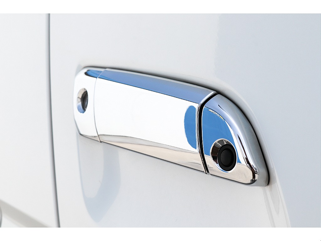 ハイエースセカンド高崎店にて展示中♪027-384-3591