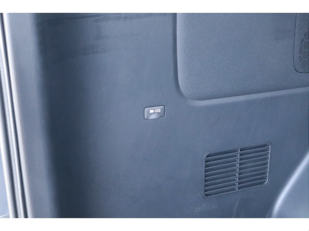 ハイエースセカンド高崎店にて展示中♪027-384-3591